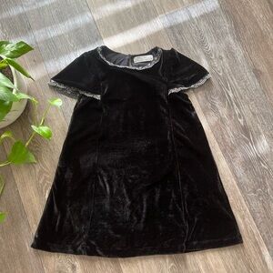 ZARA Girls 6 Black Velvet Grey Lace Trim Dress